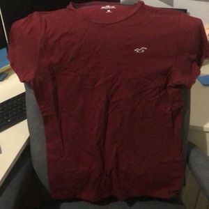 Men’s Hollisyer burgundy tee